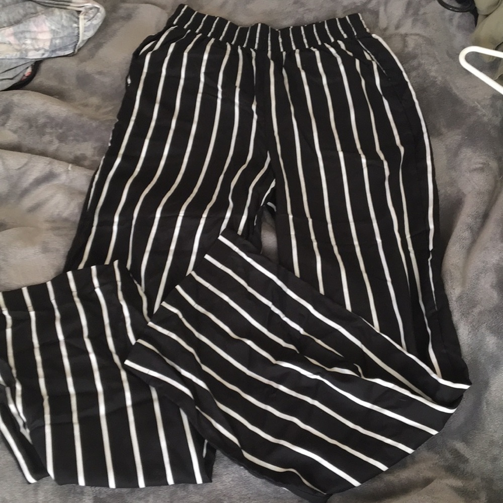 BRAND NEW H&M PANTS